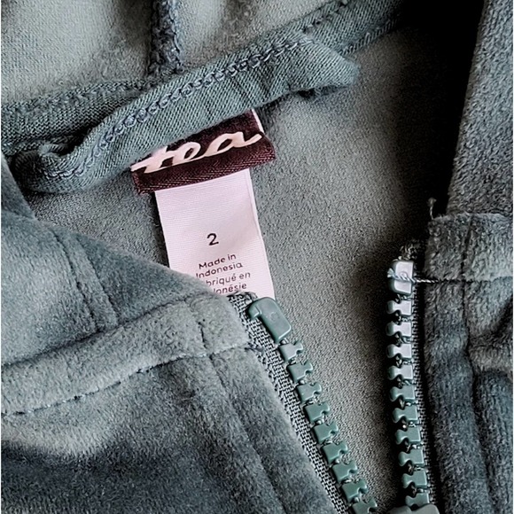 Tea Collection Velour All Ears Hoodie Soft Green Jungle Bear - Picture 6 of 6